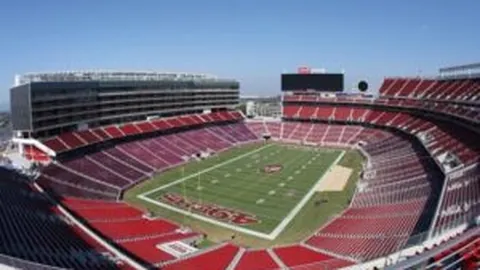 湖人赢下太阳之战，朗尼贡献双数据，克内克特表现出色